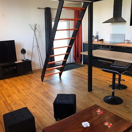 Studio - Mezzanine - Style Loft Industriel Brindas Eksteriør bilde