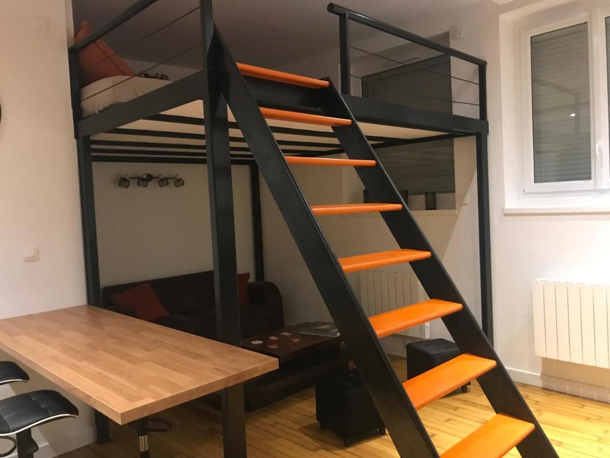 Studio - Mezzanine - Style Loft Industriel Brindas Eksteriør bilde
